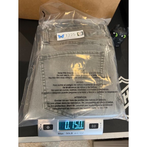 Refuse Tan Distressed Low Rise Jeans Size 4 Womens - Picture 14 of 14